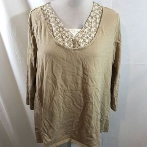 Basic Editions tan 3/4 sleeve top w/ floral print at neck, womens 2XL, chest 21”